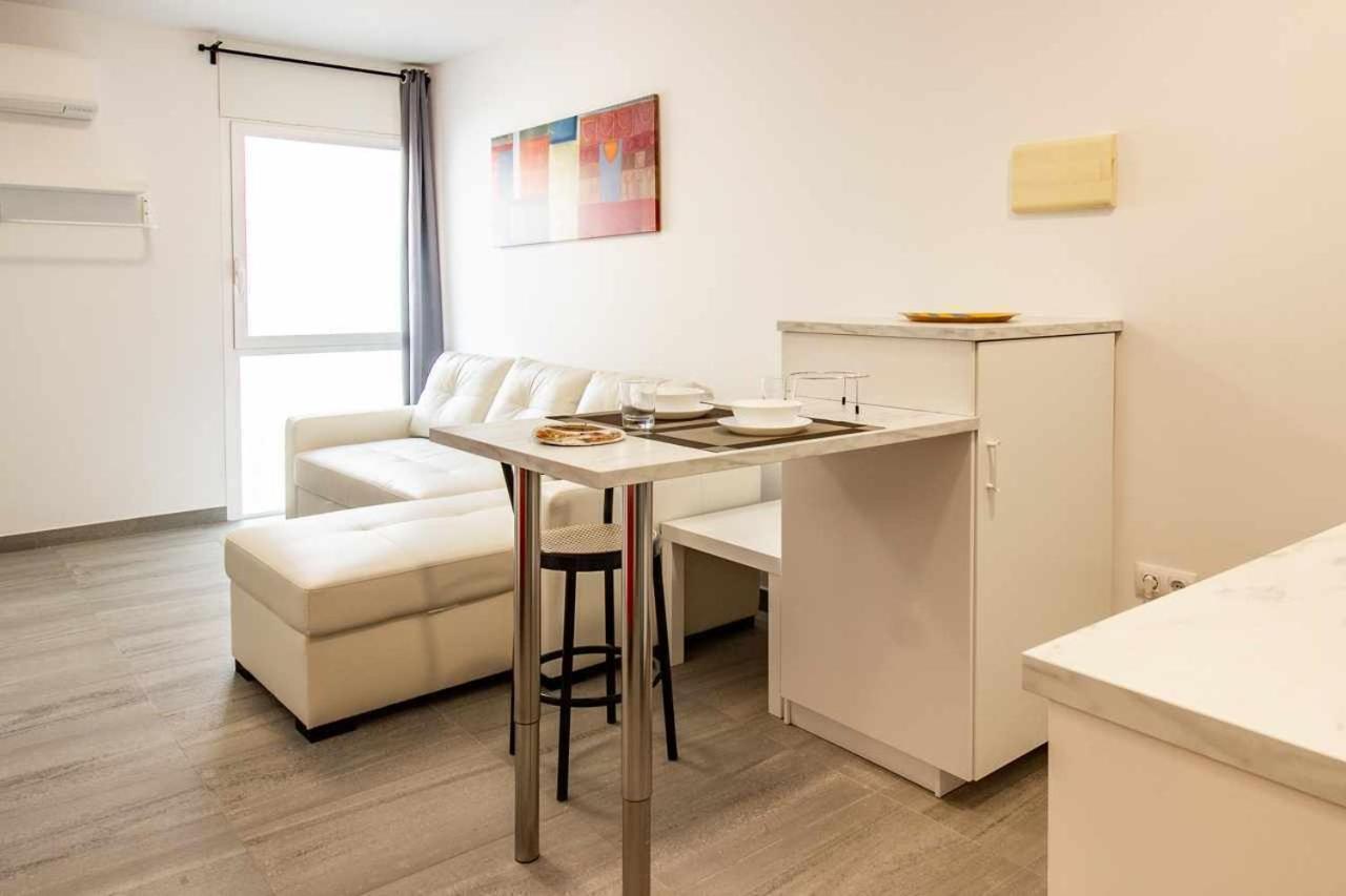 Estudio nuevo en el centro de Banyoles para 2 personas Apartamento Exterior foto